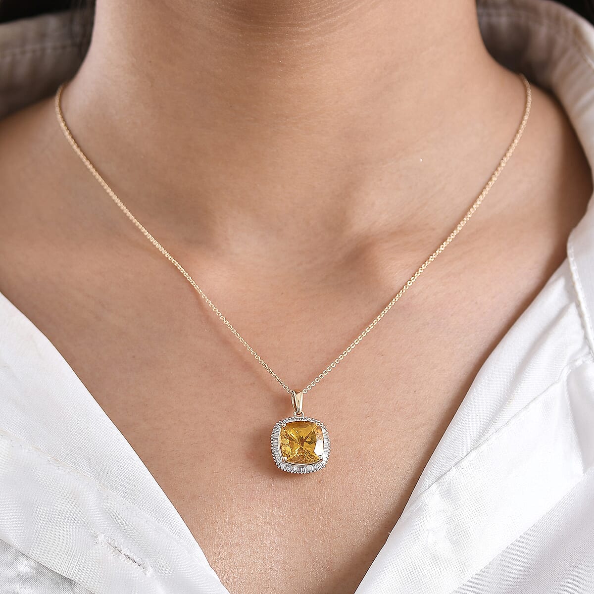 Luxoro Premium Golden Apatite and Diamond G-H SI 6.40 ctw Solar Crown Pendant Necklace in 10K Yellow Gold 20 Inches image number 2