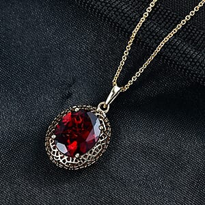 Mirage Collection Premium Mozambique Garnet 5.50 ctw Vintage Glow Pendant Necklace in 10K Yellow Gold 20 Inches