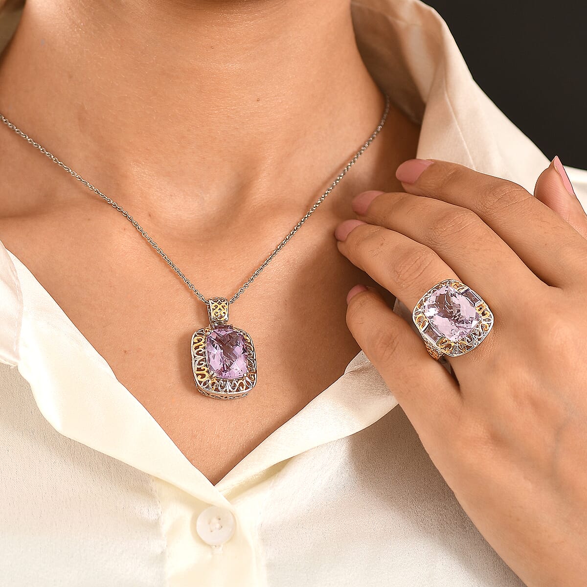 EverTrue Rose De France Amethyst 22.20 ctw Ring (Size 7) and Pendant in 18K YG Plated and Platinum Bond with Stainless Steel Necklace 20 Inches image number 2