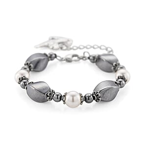 Terahertz 40.00 ctw and White Shell Pearl Beaded Bracelet with Charm (6.5-8.5In) and Earrings in Silvertone and Stainless Steel