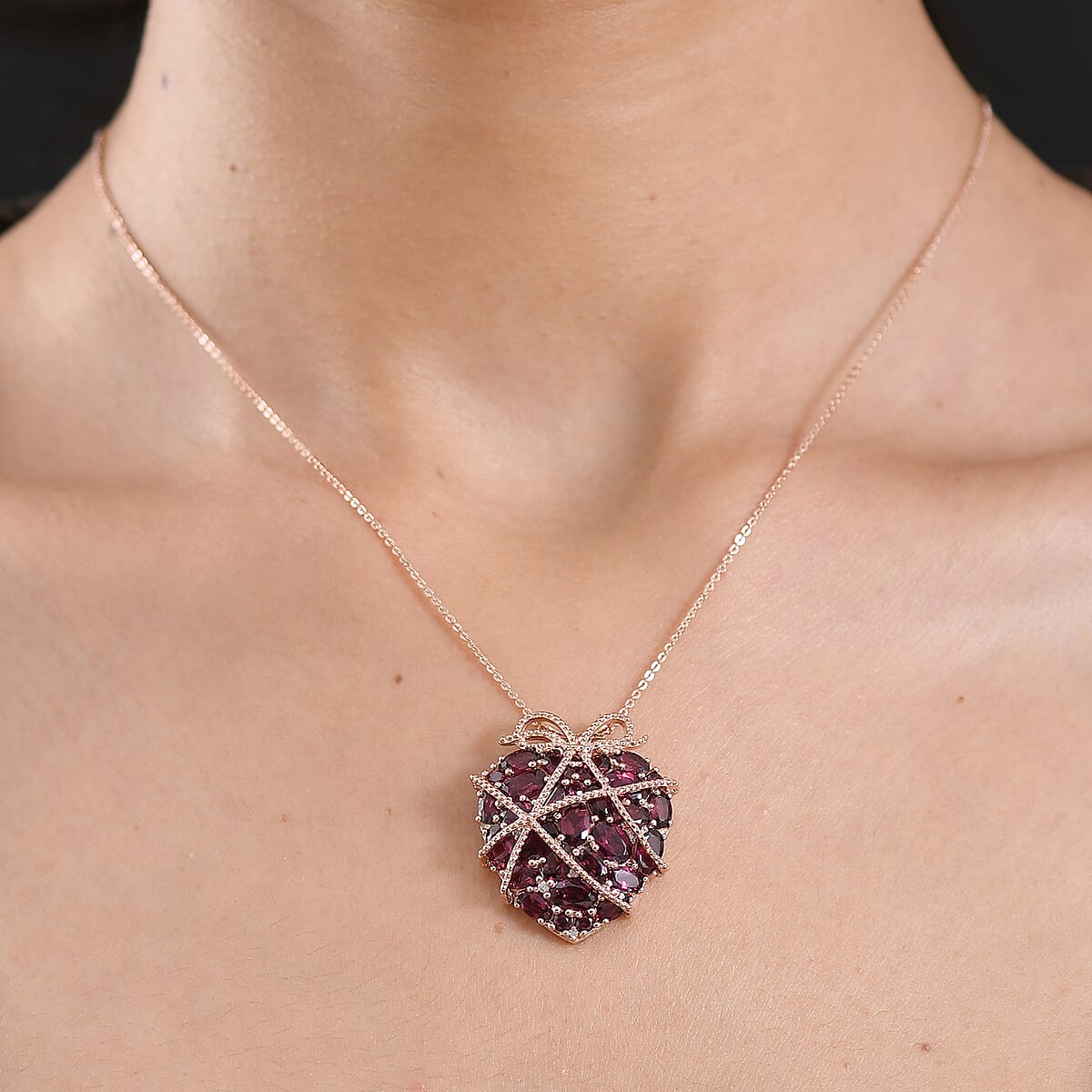 GP Premium Orissa Rhodolite Garnet and White Zircon 9.80 ctw Pendant Necklace in 18K Vermeil Rose Gold Over Sterling Silver 20 Inches (Del. in 8-10 Days) image number 2