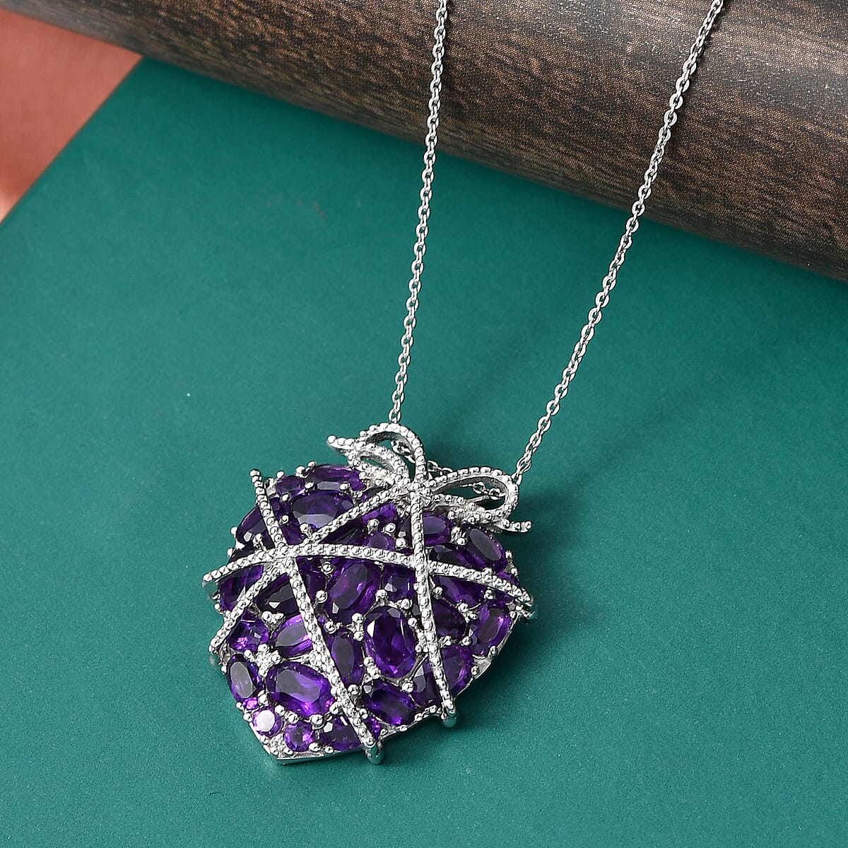 GP Special Amore CollectIon Premium African Amethyst and White Zircon 5.85 ctw Pendant Necklace in Rhodium Over Sterling Silver 20 Inches (Del. in 8-10 Days) image number 1