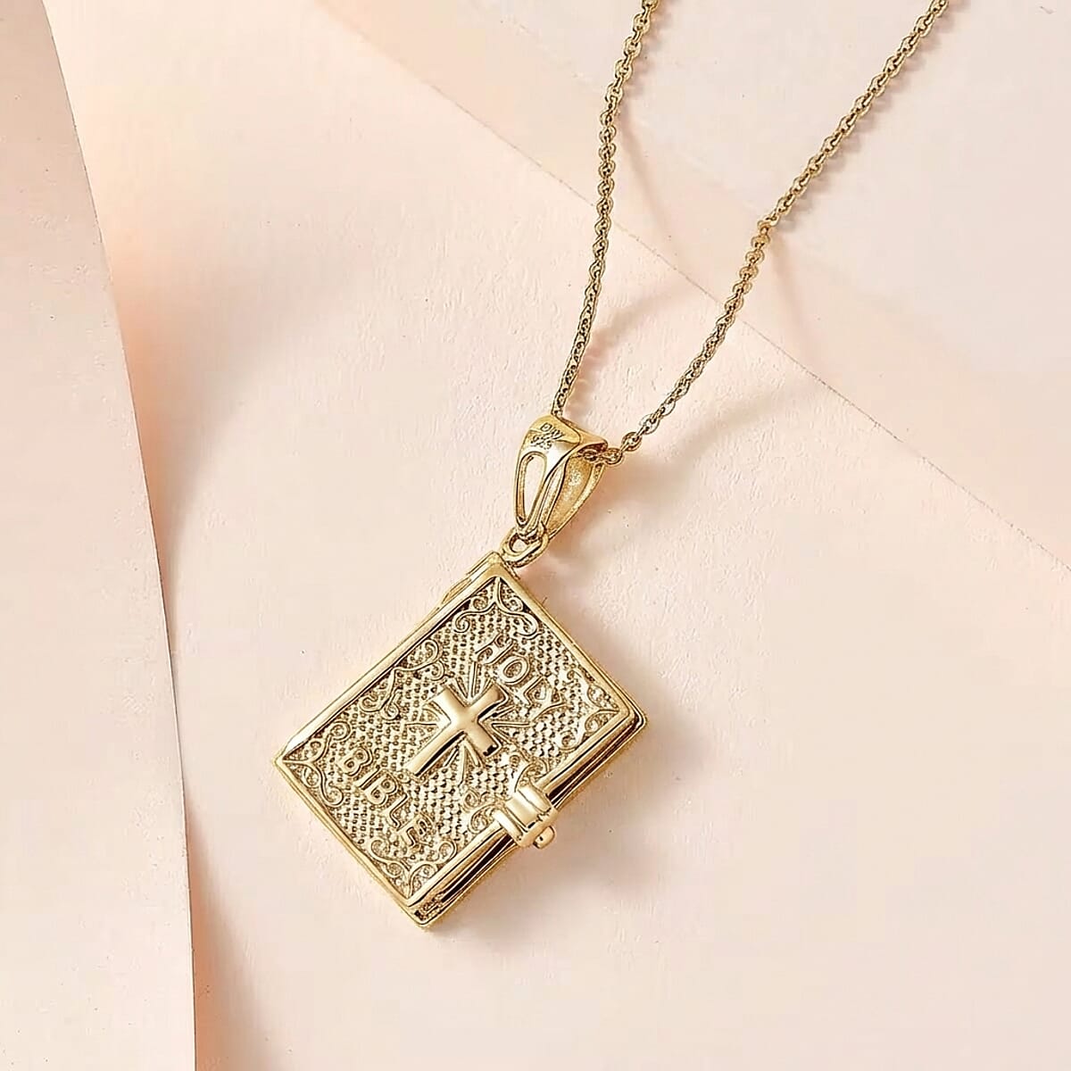 D'Joy Openable Holy Cross Bible Pendant Necklace in 18K Vermeil YG Over Sterling Silver 2.63 Grams (20 Inches) image number 1