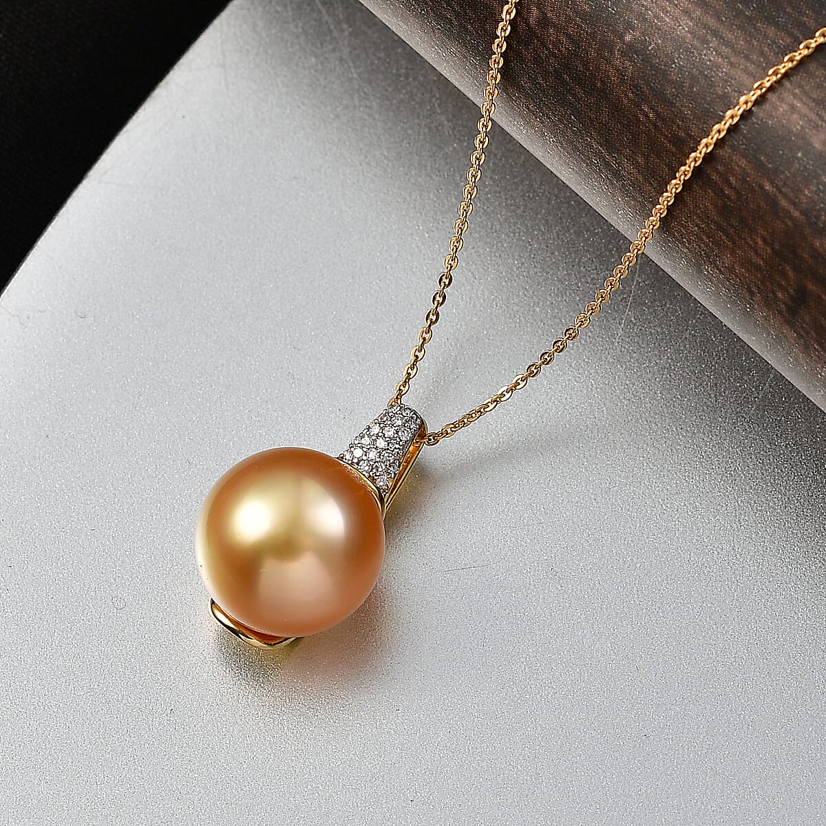 Premium South Sea Golden Cultured Pearl and Luxuriant Lab Grown Diamond G-H SI 0.10 ctw Pendant Necklace in 18K Vermeil Yellow Gold Over Sterling Silver 20 Inches  image number 1