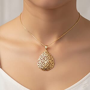 D'Joy Passport to Turkey Pendant Necklace in 18K Vermeil Yellow Gold Over Sterling Silver 6.35 Grams 20 Inches 