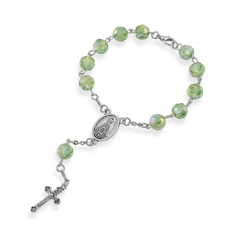 Green Glass Beaded Rosary Necklace (28 Inches) and Bracelet (7.5-9.5In) in Silvertone