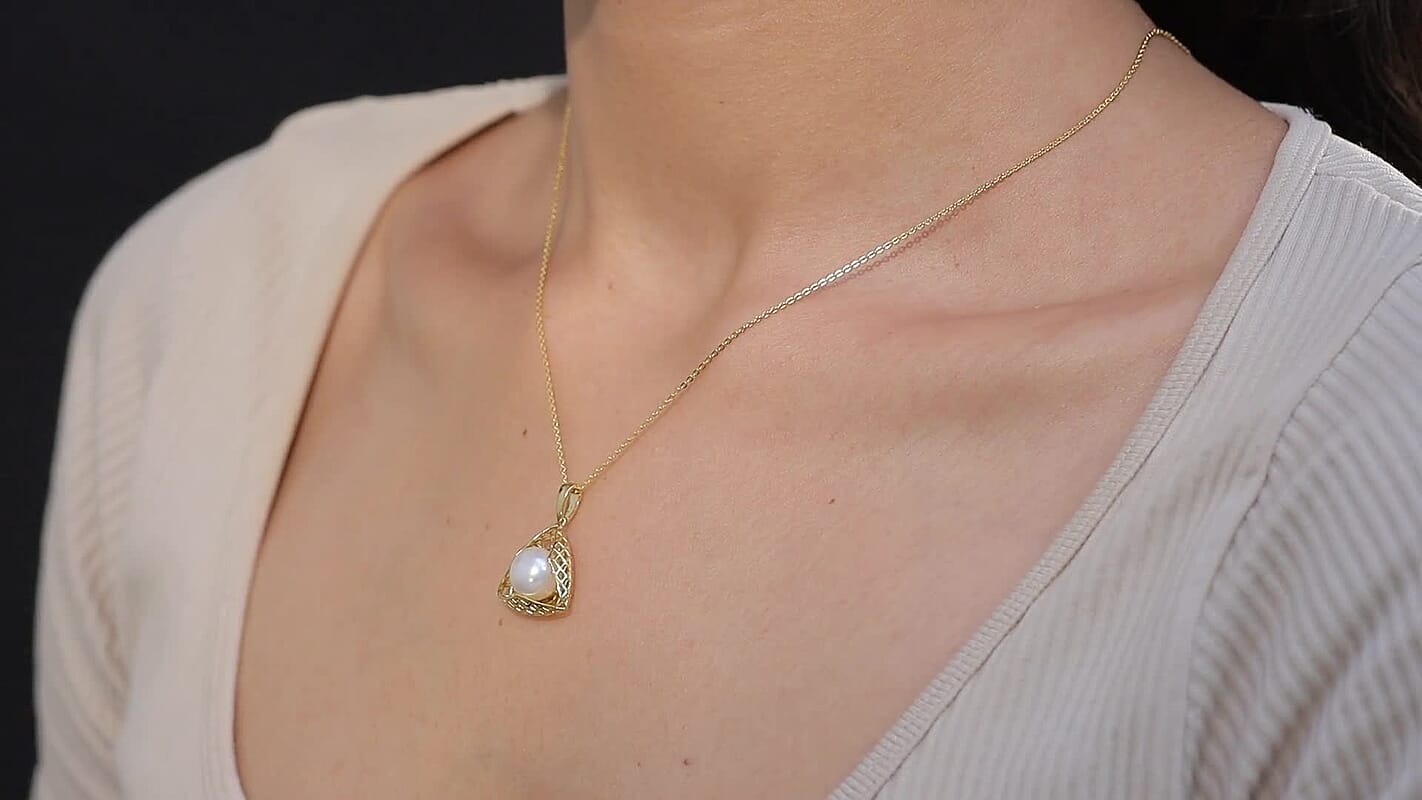 D'Joy Passport to Turkey Premium Freshwater Pearl Pendant Necklace in 18K Vermeil Yellow Gold Over Sterling Silver 20 Inches