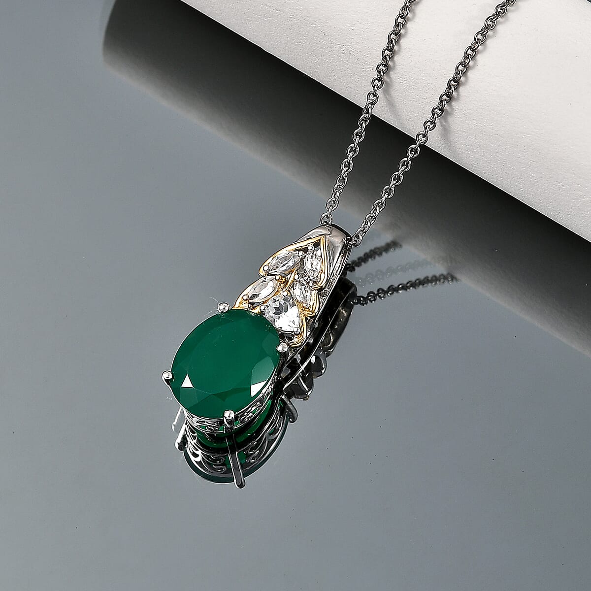 EverTrue Verde Onyx and White Topaz 9.00 ctw Pendant in 18K YG Plated and Platinum Bond with Stainless Steel Necklace 20 Inches image number 1