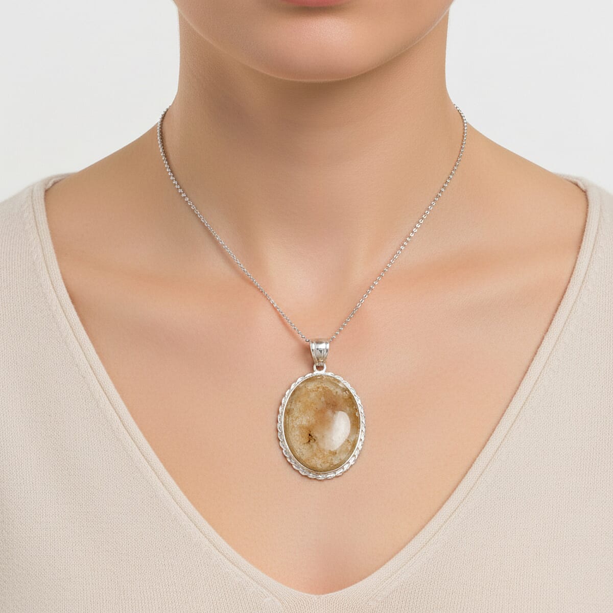 Rutile Quartz 47 ctw Pendant in Silvertone with Stainless Steel Necklace 20 Inches image number 2