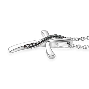 EverTrue Lab Grown Green Diamond (IR) (SI) 0.10 ctw Pendant in Platinum Bond with Stainless Steel Necklace 20 Inches