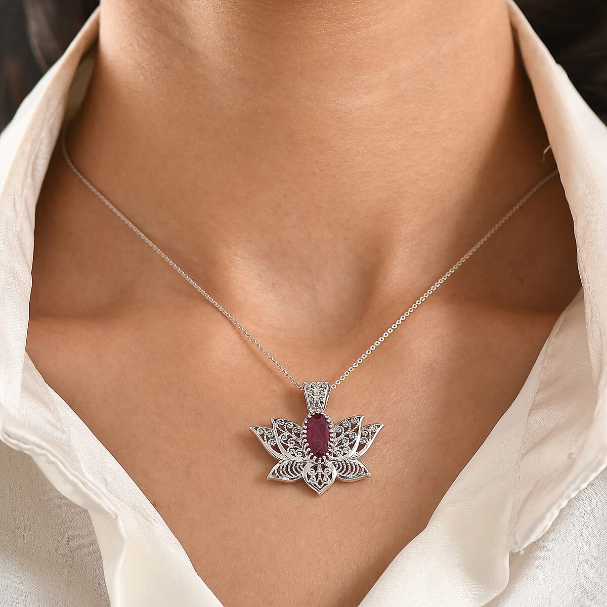 D'Joy Premium Niassa Ruby (FF) 3.20 ctw Pendant Necklace in Rhodium Over Sterling Silver 20 Inches  image number 2