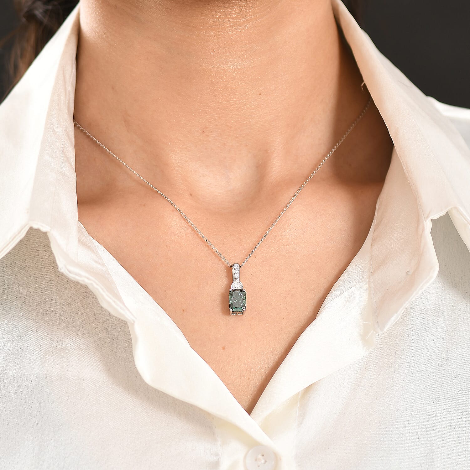 SGL Certified Luxuriant Lab Grown Green Diamond (IR) and Lab Grown Diamond VS 2.35 ctw Forest Flame Desire Pendant Necklace in 950 Platinum (20 Inches)