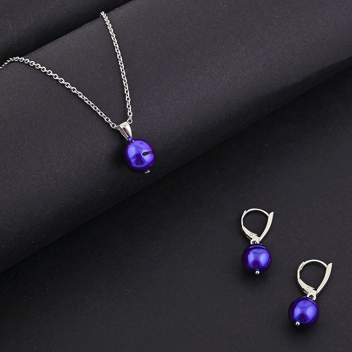 Valentine Special Deal Purple Freshwater Pearl Necklace (18 Inches) and Earrings in Sterling Silver image number 1