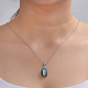 EverTrue Malagasy Labradorite 10.25 ctw Pendant Necklace (20 Inches) in Stainless Steel
