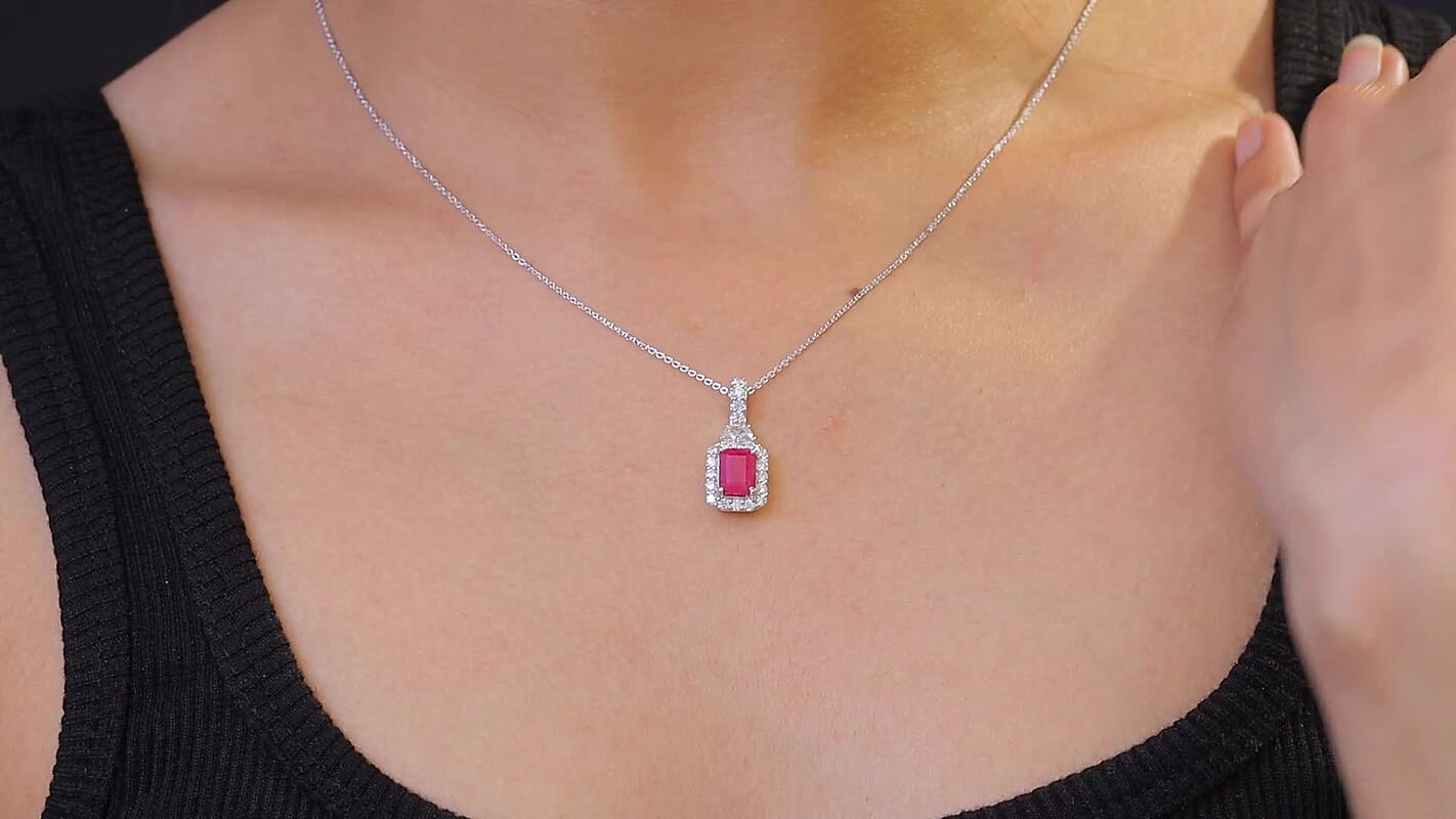 Certified & Appraised D'Joy Niassa Ruby (FF), Moissanite Pendant Necklace (20 Inches) in Rhodium Over Sterling Silver 3.10 ctw