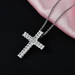 EverTrue Moissanite 0.80 ctw Pendant in Platinum Bond with Stainless Steel Necklace 20 Inches