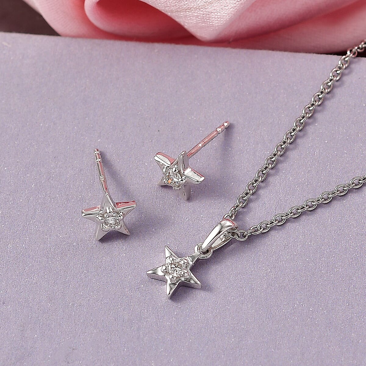 Luxuriant Lab Grown Diamond (G-H, SI) Earrings and Pendant Necklace (20 Inches) in 18K Vermeil YG Over Sterling Silver 0.20 ctw image number 1