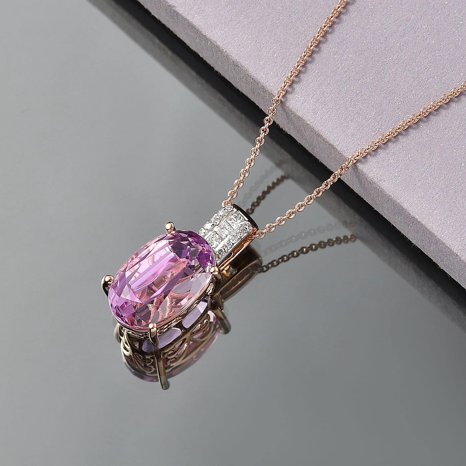 Patroke Kunzite and Luxuriant Lab Grown Diamond G-H SI 10.60 ctw Timeless Rose Radiance Pendant Necklace in 10K Rose Gold 4.50 Grams 20 Inches