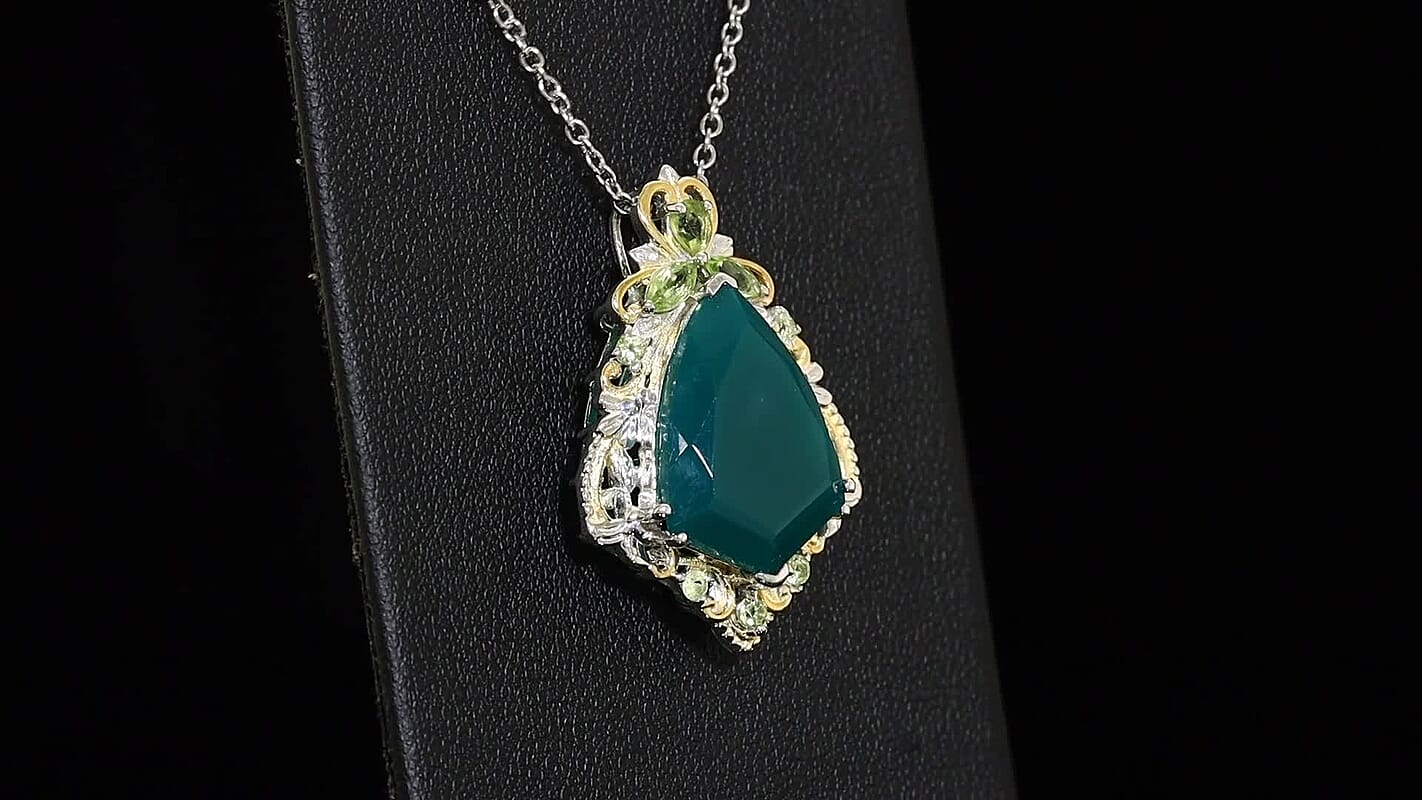 EverTrue Verde Onyx and Hebei Peridot 12.00 ctw Leaf & Vine Pendant in 18K YG Plated and Platinum Bond with Stainless Steel Necklace 20 Inches
