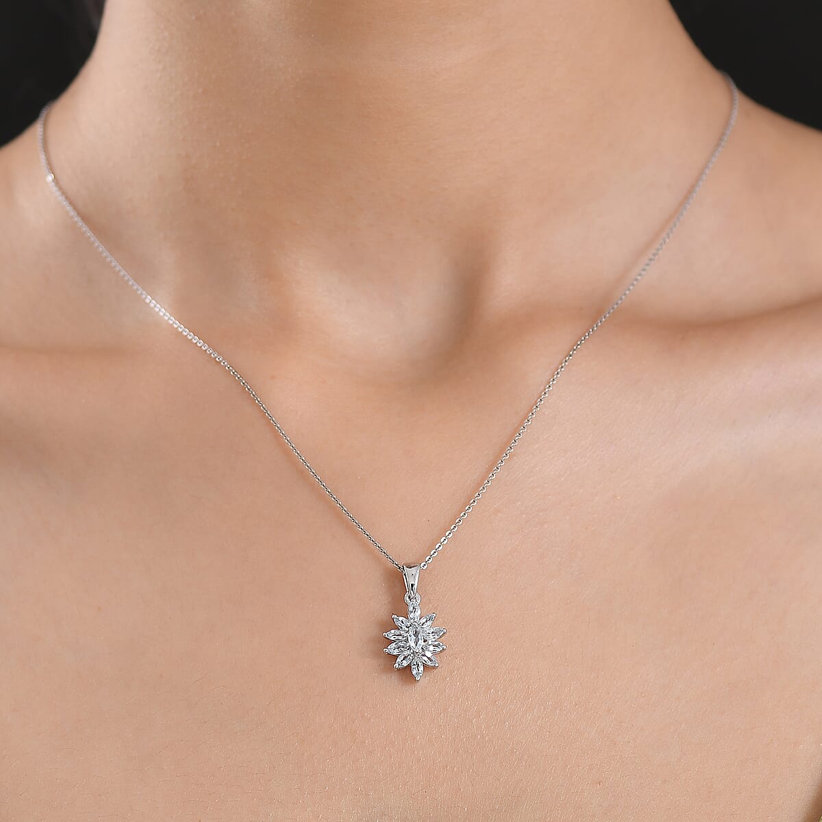 D'Joy Premium Mangoro Aquamarine 1.50 ctw Pendant Necklace (20 Inches) in Rhodium Over Sterling Silver image number 2