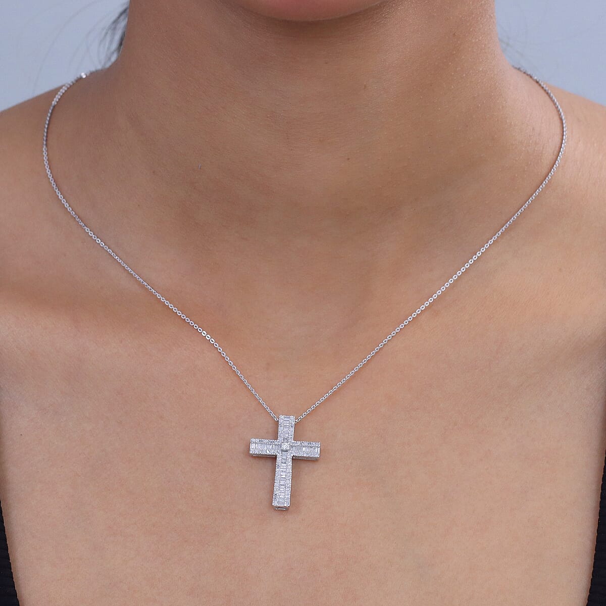 D'Joy Diamond Pendant Necklace (20 Inches) in Rhodium Over Sterling Silver 0.70 ctw image number 2