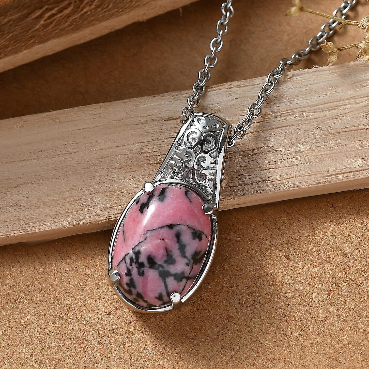 EverTrue Rhodonite 9.15 ctw Pendant Necklace in Stainless Steel 20 Inches