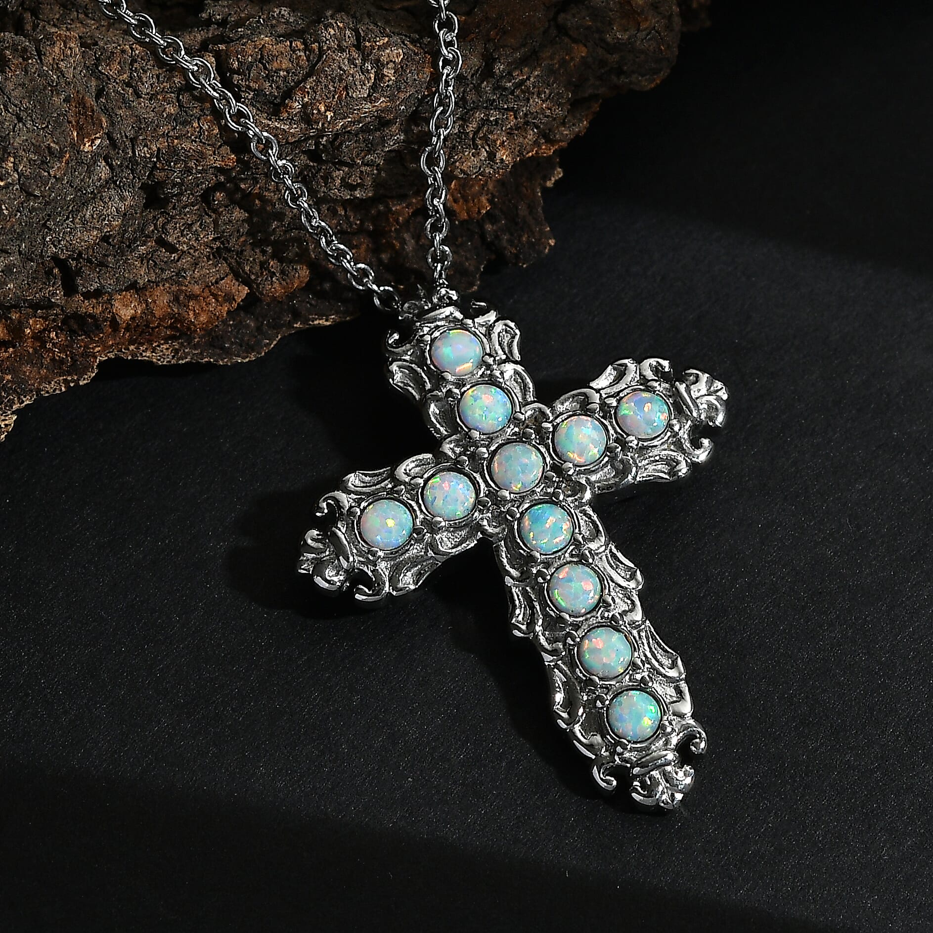 EverTrue Synthetic Milky Opal 0.60 ctw Pendant Necklace
