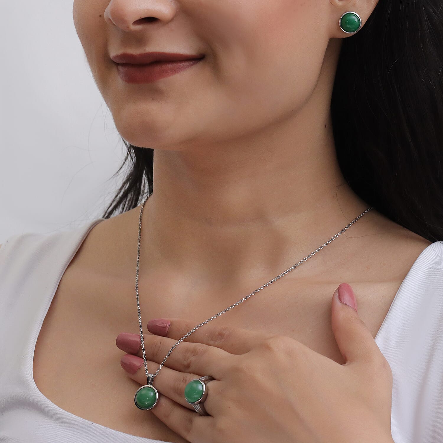 EverTrue Green Jade (D) 25.25 ctw Earrings, Ring (Size 6) and Pendant Necklace 20 Inches in Stainless Steel