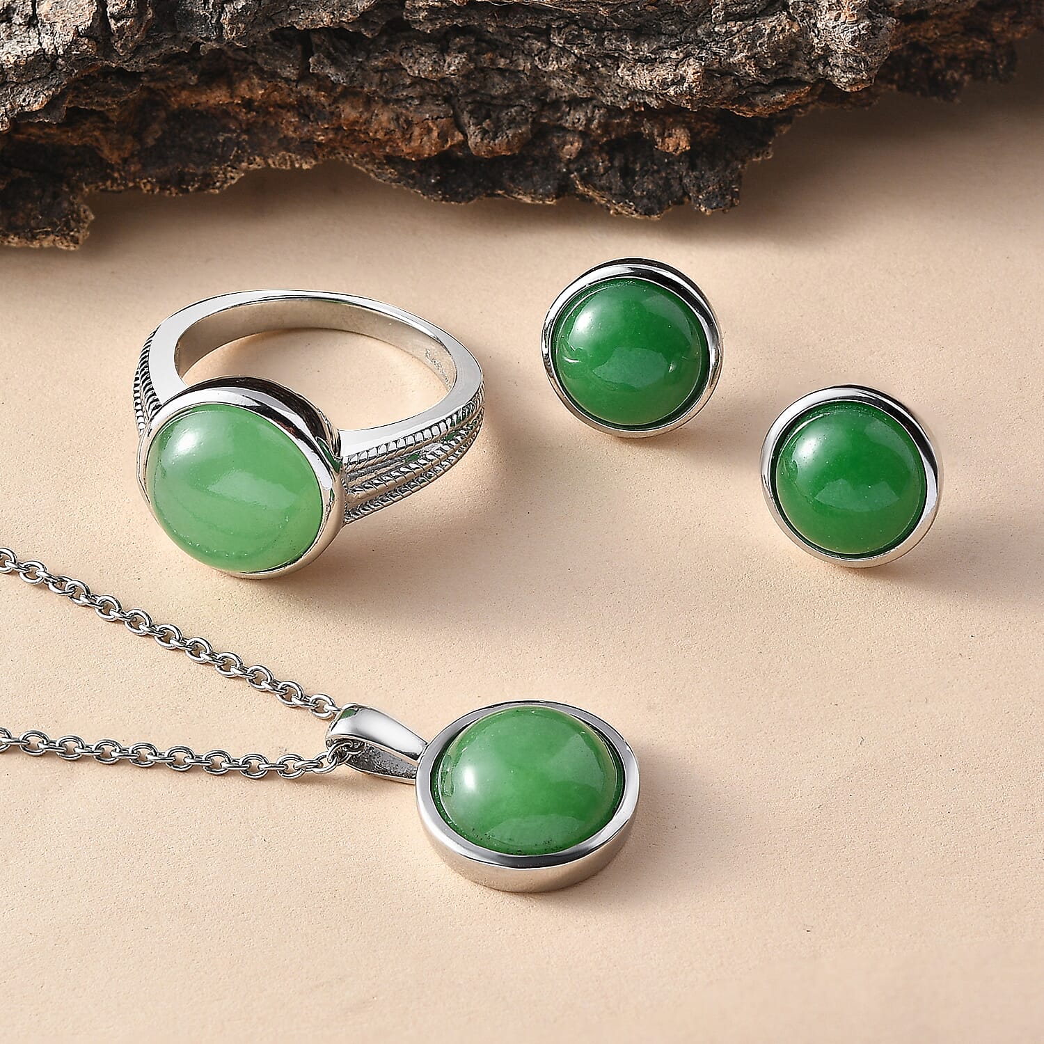 EverTrue Green Jade (D) 25.25 ctw Earrings, Ring (Size 7) and Pendant Necklace 20 Inches in Stainless Steel