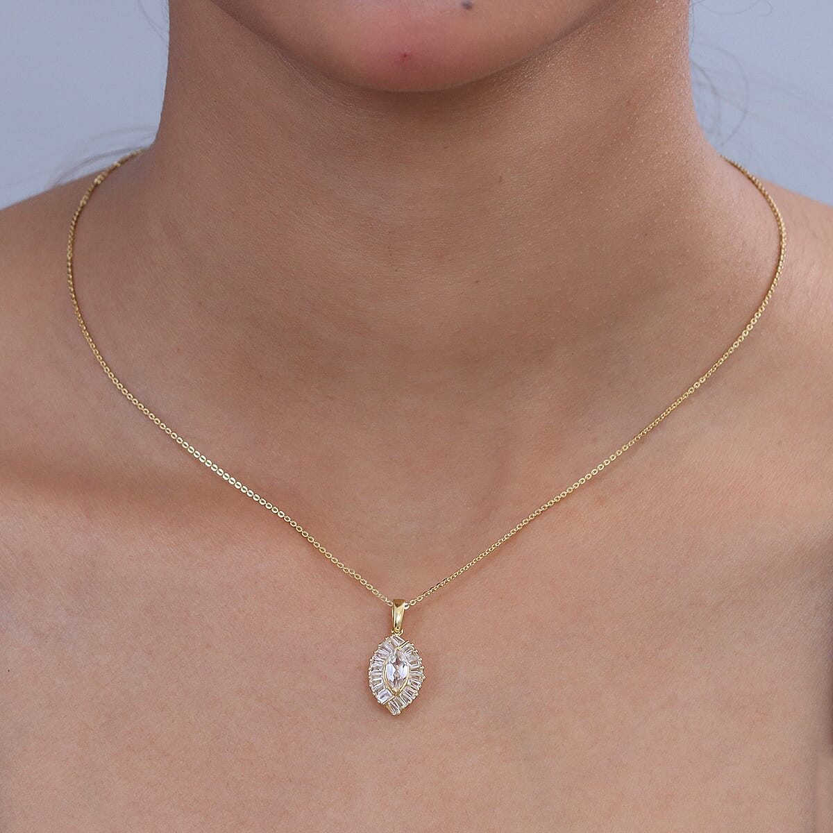 D'Joy White Topaz 1.65 ctw Pendant Necklace in 18K Vermeil Yellow Gold Over Sterling Silver 20 Inches  image number 2