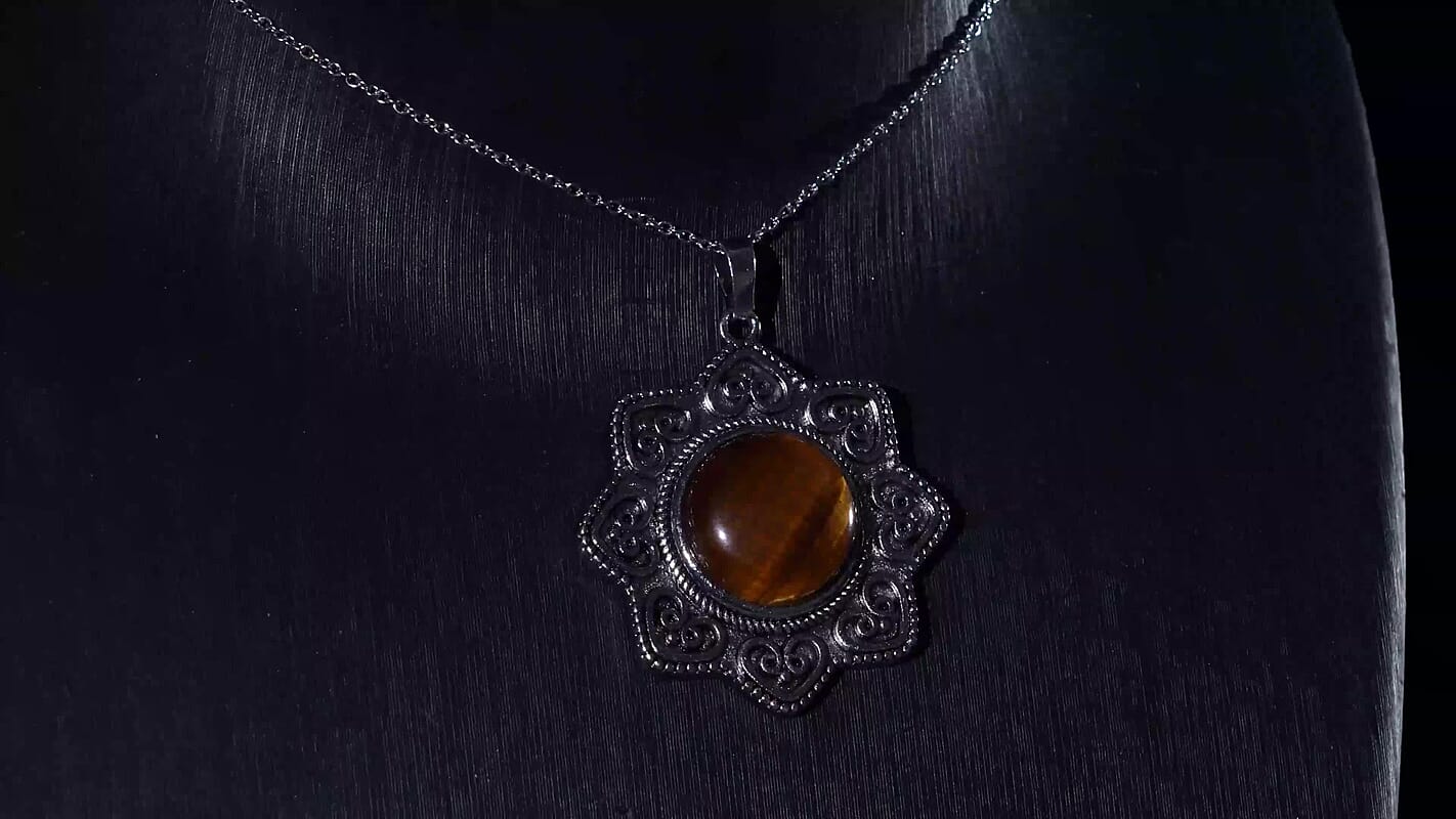 Yellow Tigers Eye Pendant in Silvertone with Stainless Steel Necklace (20 Inches) 38.00 ctw
