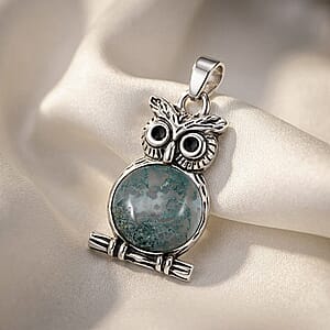 Moss Agate 8.00 ctw Small Owl Pendant in Silvertone with Stainless Steel Necklace (20 Inches)