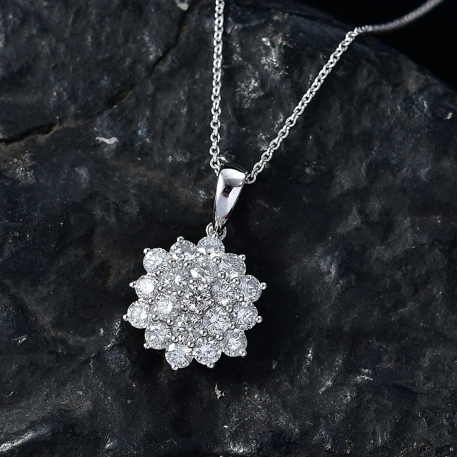 Certified & Appraised Luxoro Diamond I1-I2 1.00 ctw Pendant Necklace in 10K White Gold 20 Inches