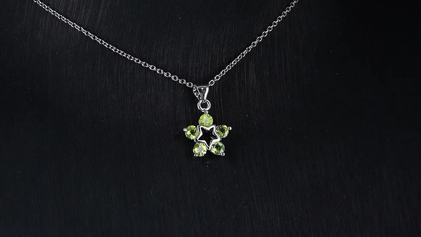 Hebei Peridot 4.00 ctw Pendant in Silvertone with Stainless Steel Necklace 20 Inches