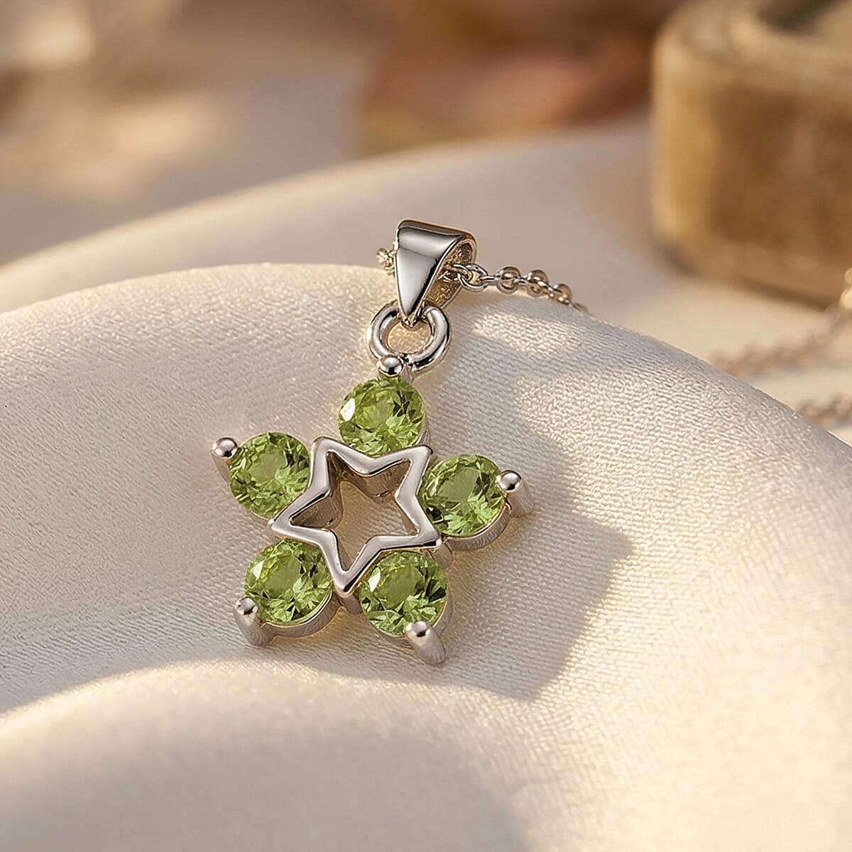 Hebei Peridot 4.00 ctw Pendant in Silvertone with Stainless Steel Necklace 20 Inches image number 1