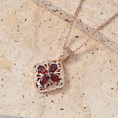 EverTrue Mozambique Garnet 2.25 ctw Royal Clover Pendant in 14K RG Over Copper with ION Plated RG Stainless Steel Necklace 20 Inches