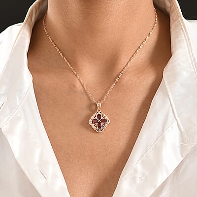 EverTrue Mozambique Garnet 2.25 ctw Royal Clover Pendant in 14K RG Over Copper with ION Plated RG Stainless Steel Necklace 20 Inches