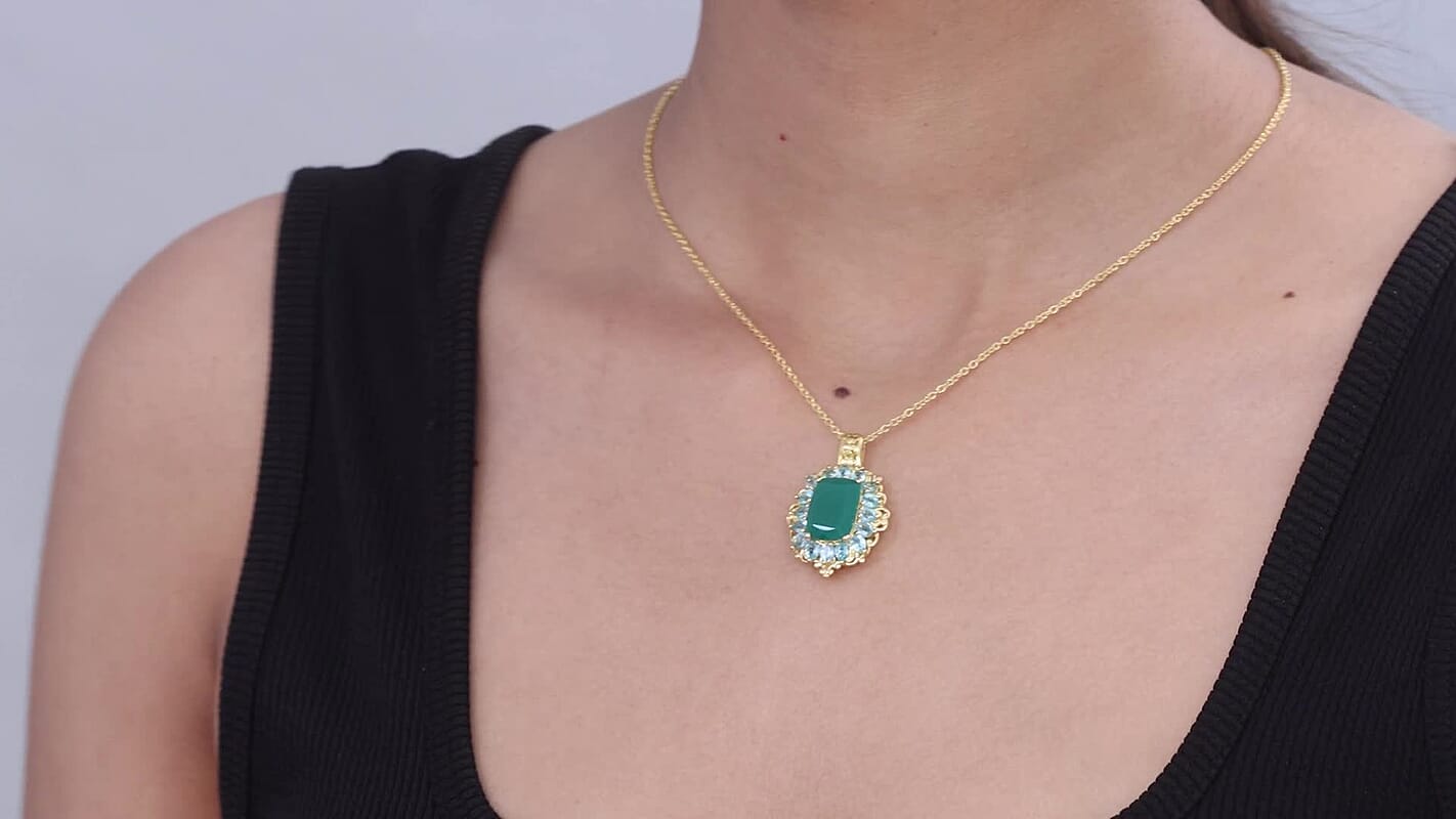 EverTrue Verde Onyx and Apatite 9.10 ctw Petal Bloom Pendant in 18K YG Plated with ION Plated YG Stainless Steel Necklace 20 Inches