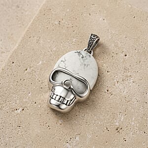White Howlite 15.75 ctw Skull Pendant in Silvertone with Stainless Steel Necklace 20 Inches