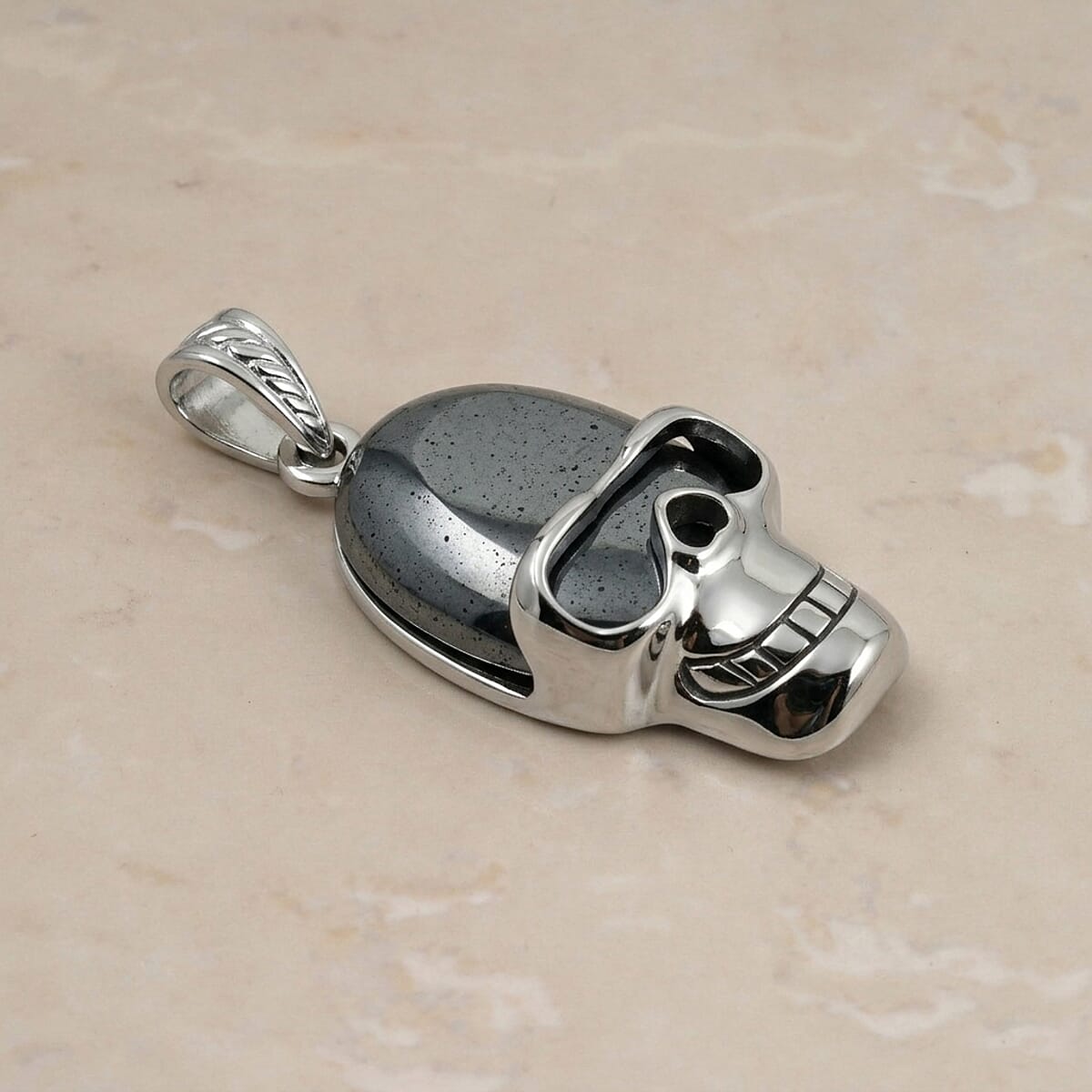 Terahertz 15.75 ctw Skull Pendant in Silvertone with Stainless Steel Necklace 20 Inches image number 1