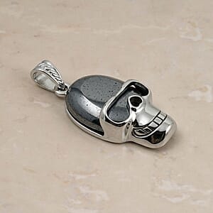 Terahertz 15.75 ctw Skull Pendant in Silvertone with Stainless Steel Necklace 20 Inches