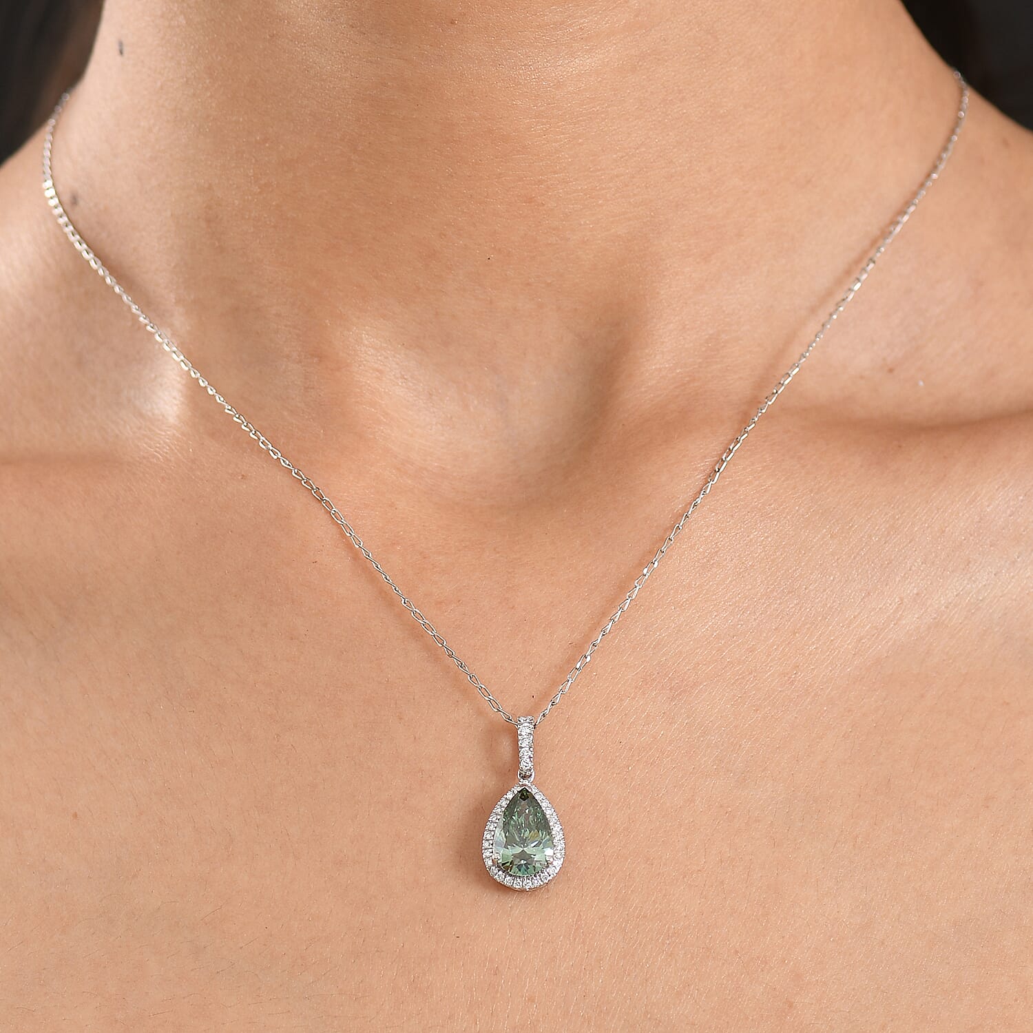 Luxuriant Lab Grown Green Diamond IR and Lab Grown Diamond VS 2.75 ctw Green Aurora Drop Pendant Necklace in 950 Platinum 20 Inches 4.70 Grams