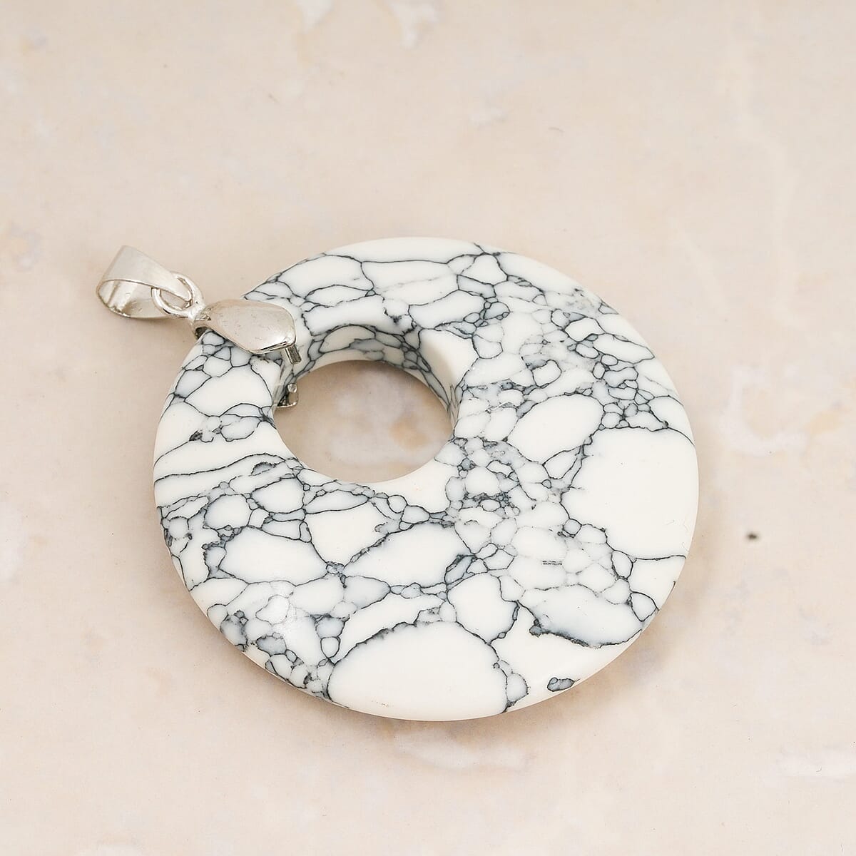 Howlite 52.35 ctw Donut Pendant in Silvertone with Stainless Steel Necklace (20 Inches) image number 1