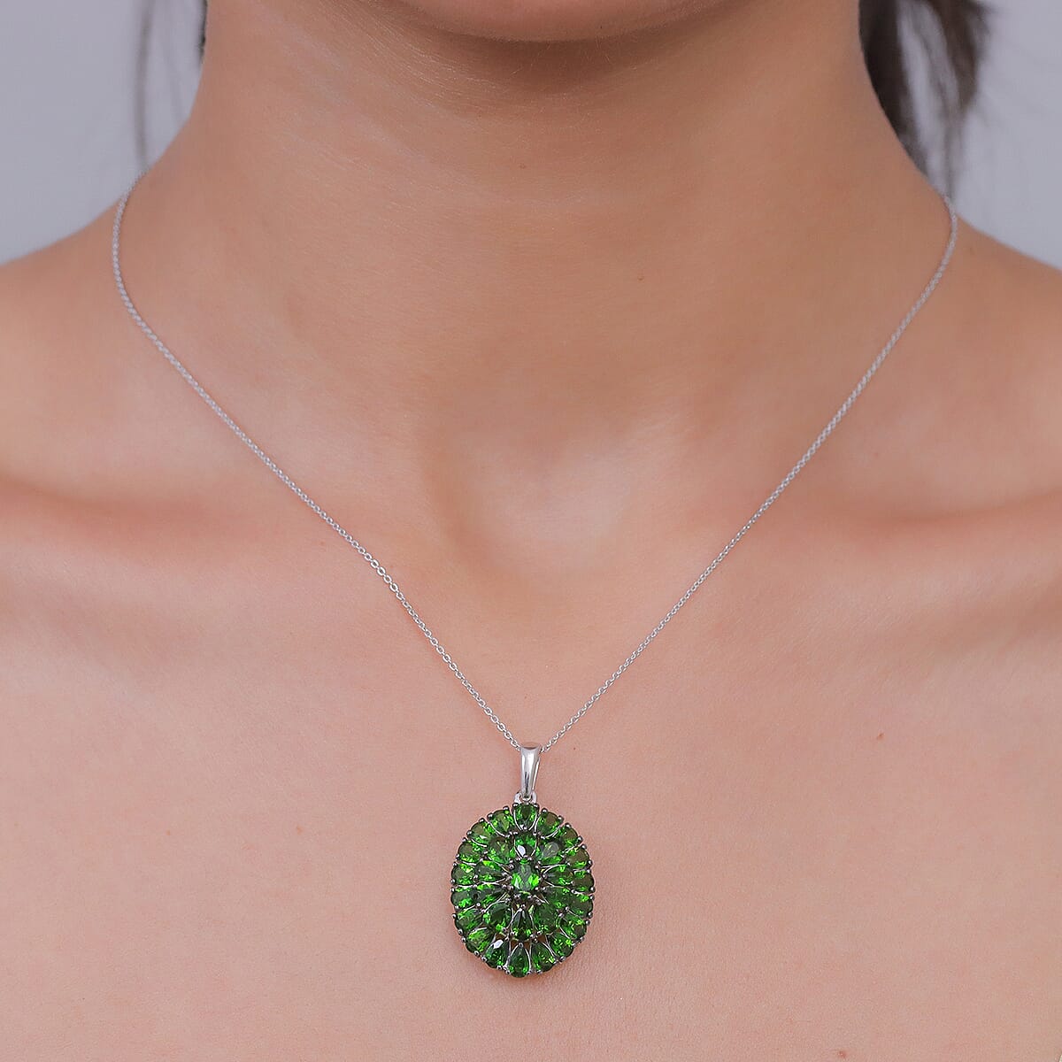 D'Joy Chrome Diopside 7.15 ctw Floral Cluster Pendant Necklace in Rhodium Over Sterling Silver 20 Inches image number 2