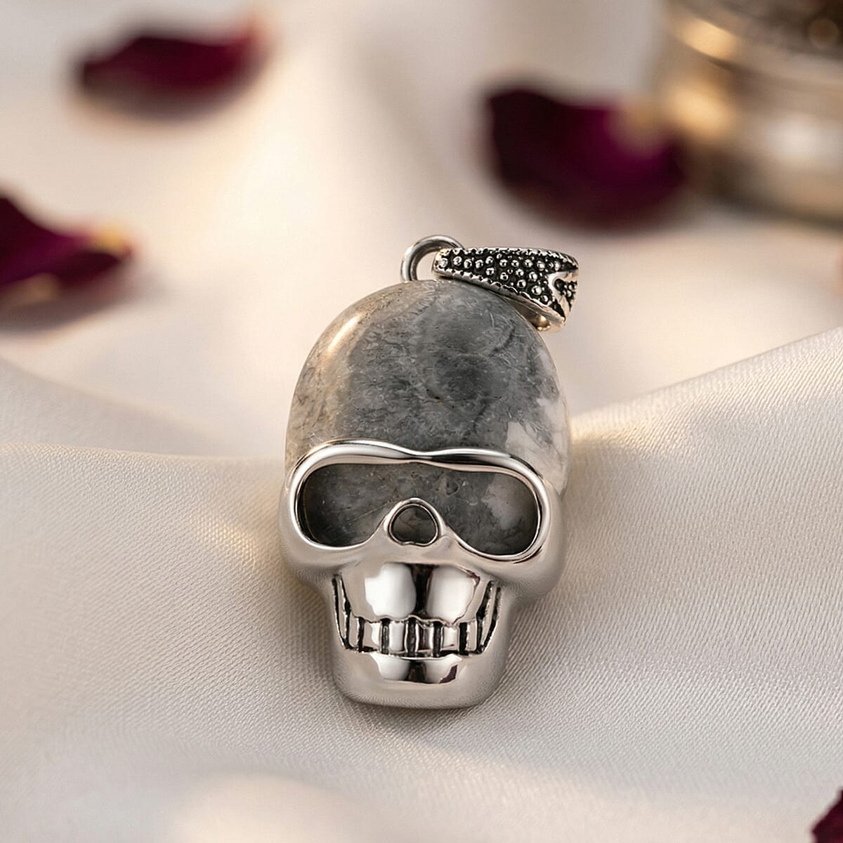 Gray Crystal Skull Pendant in Silvertone with Stainless Steel Necklace (20 Inches) image number 1