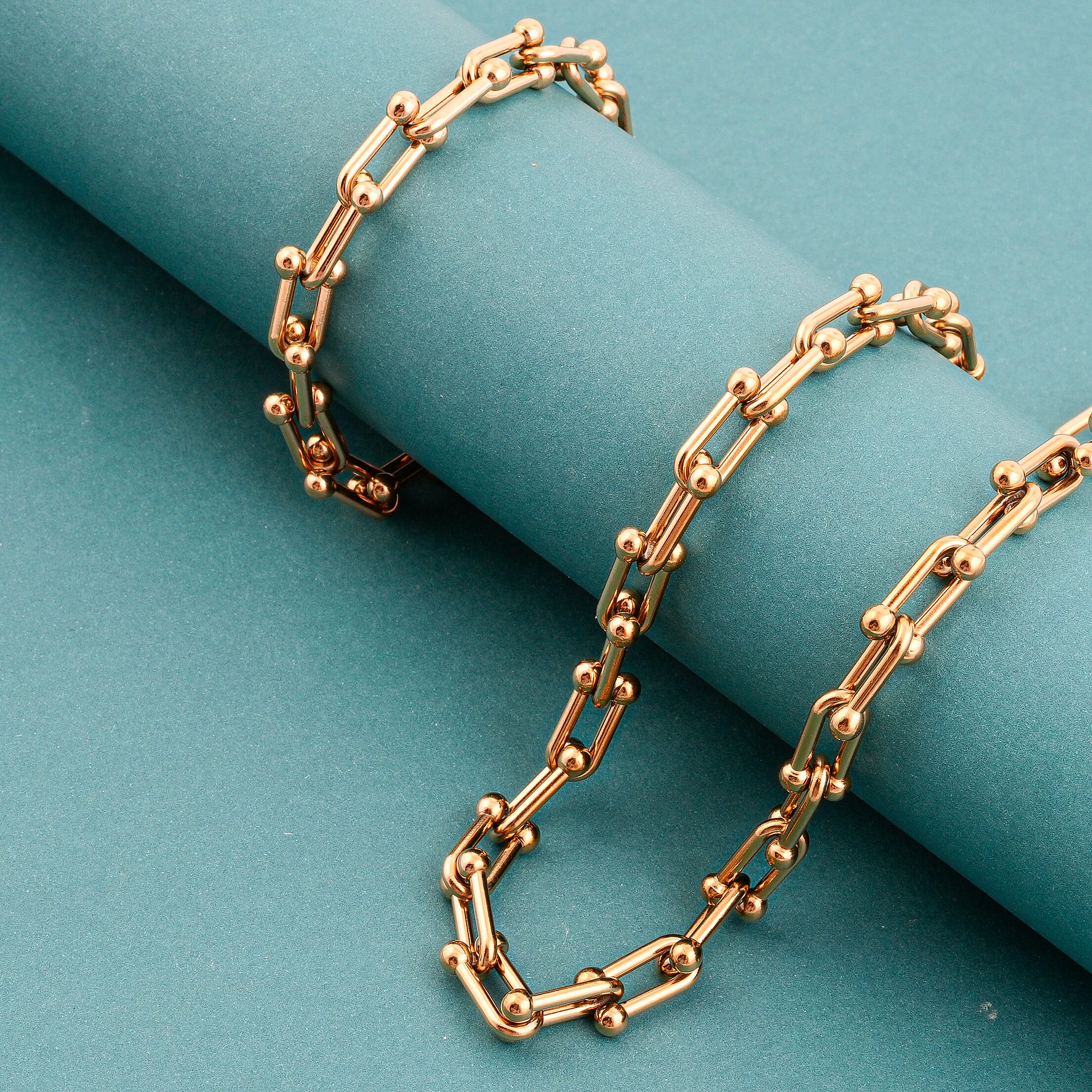 U Link Chain Bracelet (8.50 In) and Necklace 24 Inches in ION Plated YG Stainless Steel