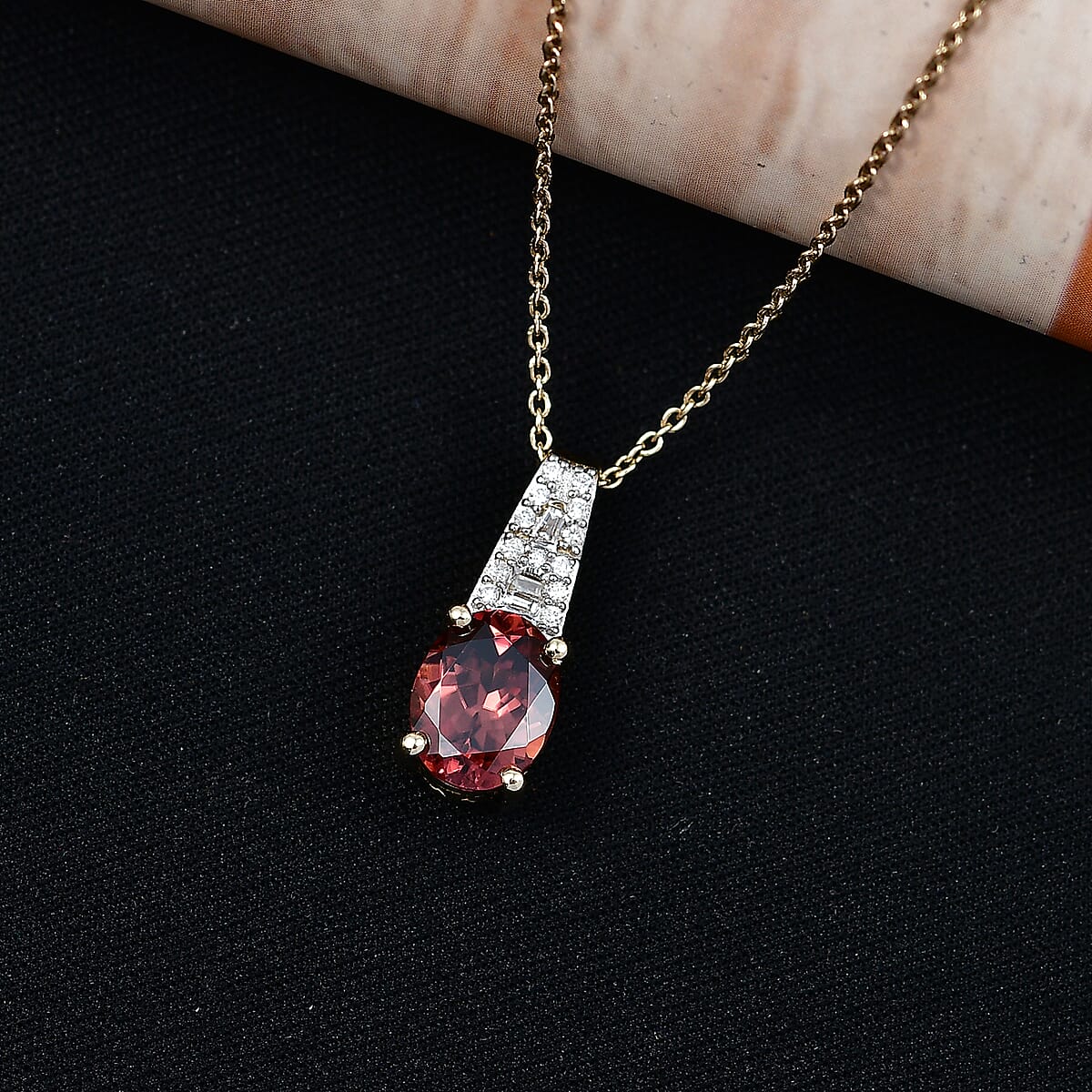 Luxoro AAA Red Zircon and Diamond I2 2.80 ctw Royal Heritage Glow Pendant Necklace in 10K Yellow Gold 20 Inches (Del. in 8-10 Days) image number 1
