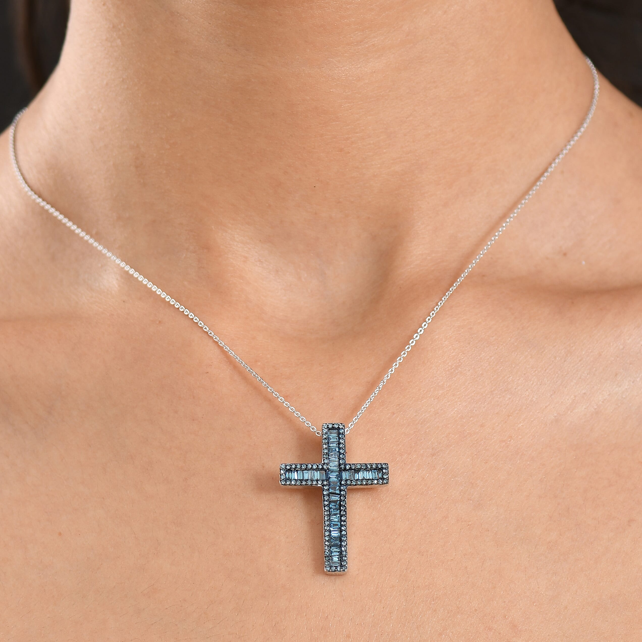 Luxuriant Lab Grown Blue Diamond IR SI 1.00 ctw Pendant Necklace in Rhodium Over Sterling Silver 20 Inches