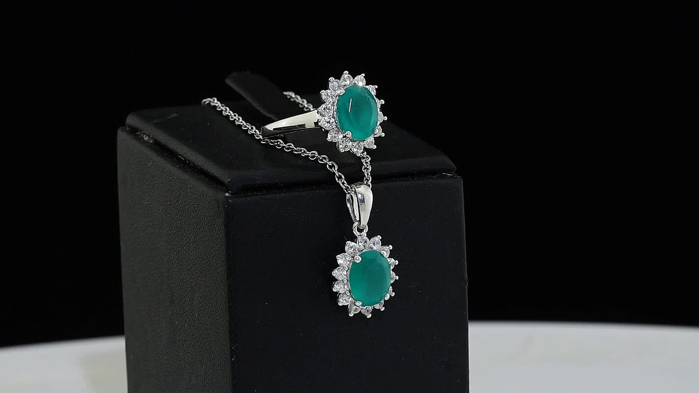 EverTrue Green Onyx and White Zircon 4.90 ctw Ring (Size 7.0) and Pendant in Platinum Bond with Stainless Steel Necklace (20 Inches)