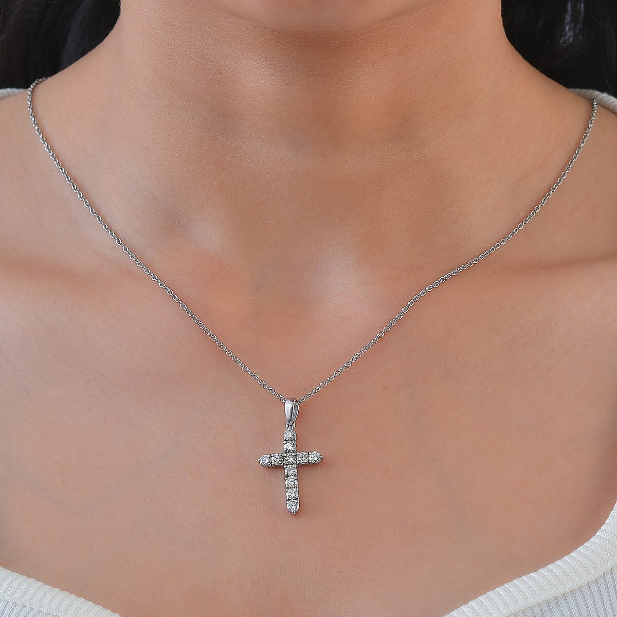 EverTrue Moissanite 1.10 ctw Radiant Cross Pendant Necklace in Stainless Steel 20 Inches image number 2